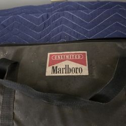 Vintage Marlboro Unlimited  Shakespeare 7"fishing Kit