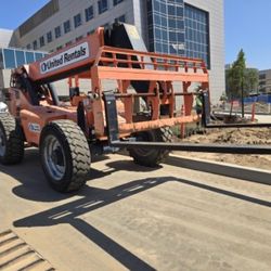 Rough terrain Forklift **FREE PAINT RESTORATION**