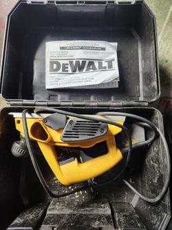 DeWalt 680  3 1/4 In Electric Hand Plainer