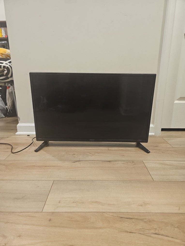 32 Inch Polaroid