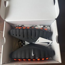 Nike Mind 001 Black / Chrome Women’s Size 7