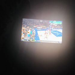 Onn. Monitor 24 Inch