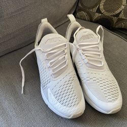 Nike Air Max c270 Size 7y