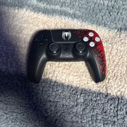 PS5 Controller ( Spider-Man Edition) 