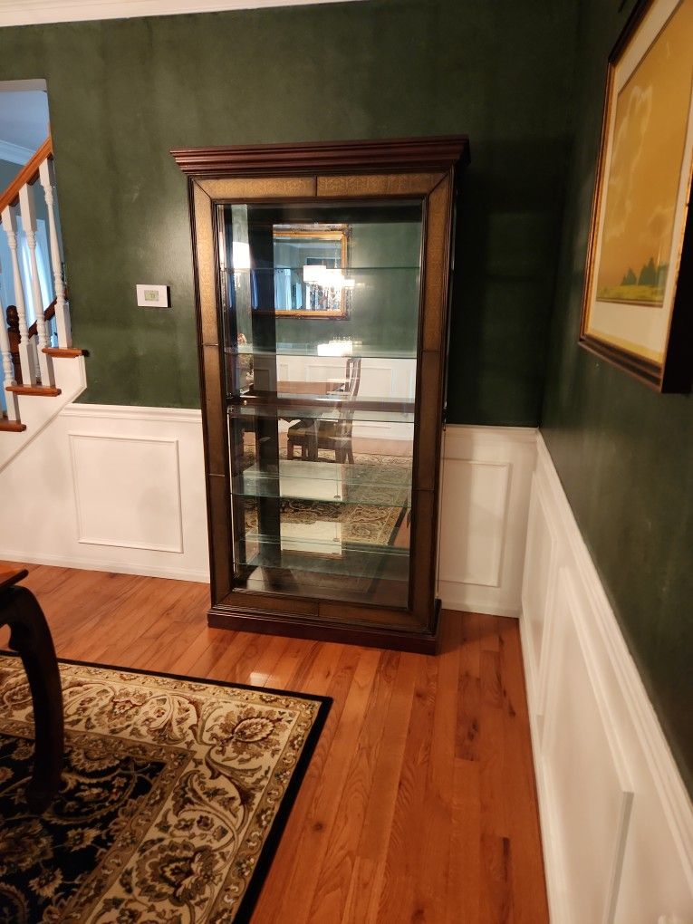 Curio Lighted Display Cabinet Pick Up Only