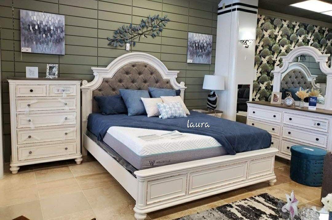 White Bedroom Set Queen or King Bed Dresser Nightstand and mirror Chest Options Baylesford 