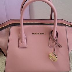 New Michael Kors Purse