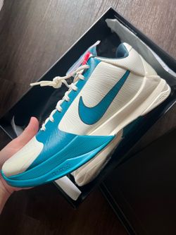 NIKE Kobe 5 Protro x Caitlin Clark SIZE 10 M