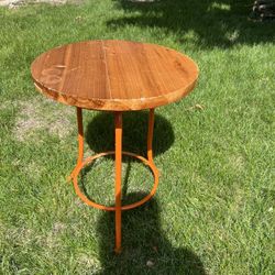 End/center Table. 