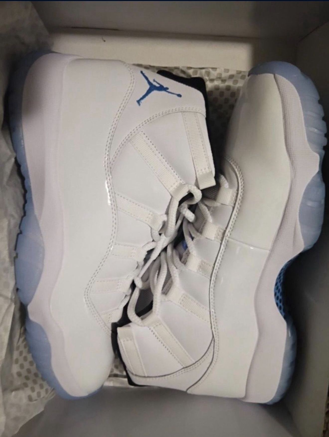 Jordan 11s