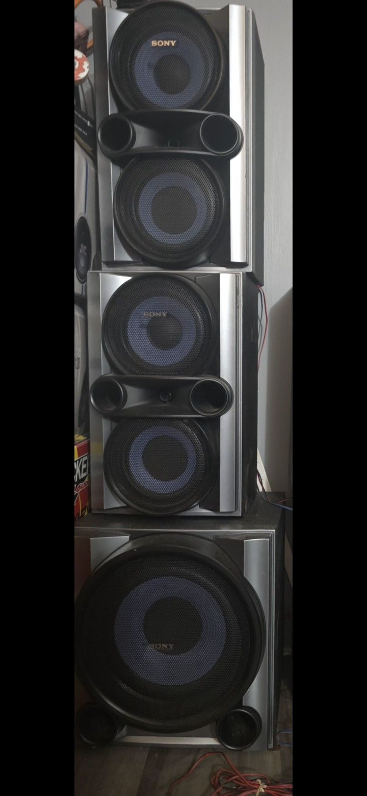 Sony MHC-GX99 Mini Hi-Fi Component Speakers and subwoofer