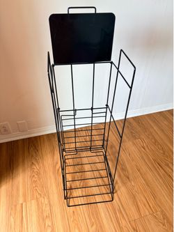 Black Metal Tabloid/Newspaper/Magazine Display Rack