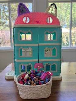 Gabby’s Doll House