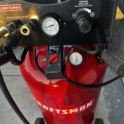 Craftsman Compressor  150 PSI MAXIMUM 1.5HP 33 GAL
