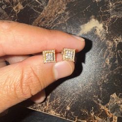 Diamond Earrings For Men 