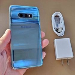 Samsung Galaxy A51, Factory Unlocked,  Excellent Condition.  Like New 