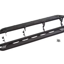 Running Boards | Assist Steps in Black with Sierra Script