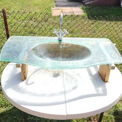 1 Piece  Glass Aqua Bathroom Sink And Counter