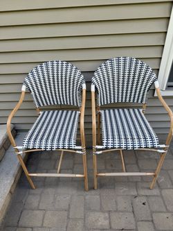 Outdoor patio bar stools (set of 2)