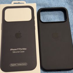 Apple Silicone Case 17 Pro Max