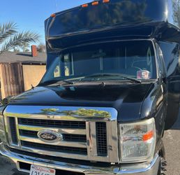Party Bus  🚌