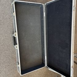 Guitar accessories and pedalboard case