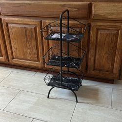 Metal Storage Shelf / Spa Tower