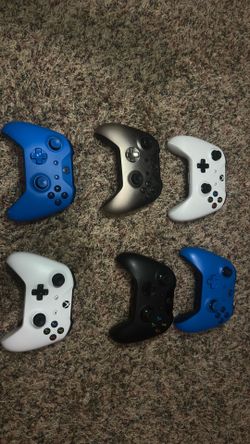 Xbox Wireless Controllers
