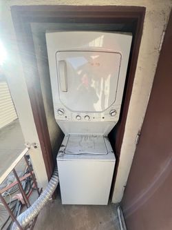 $150 stacked washer and dryer