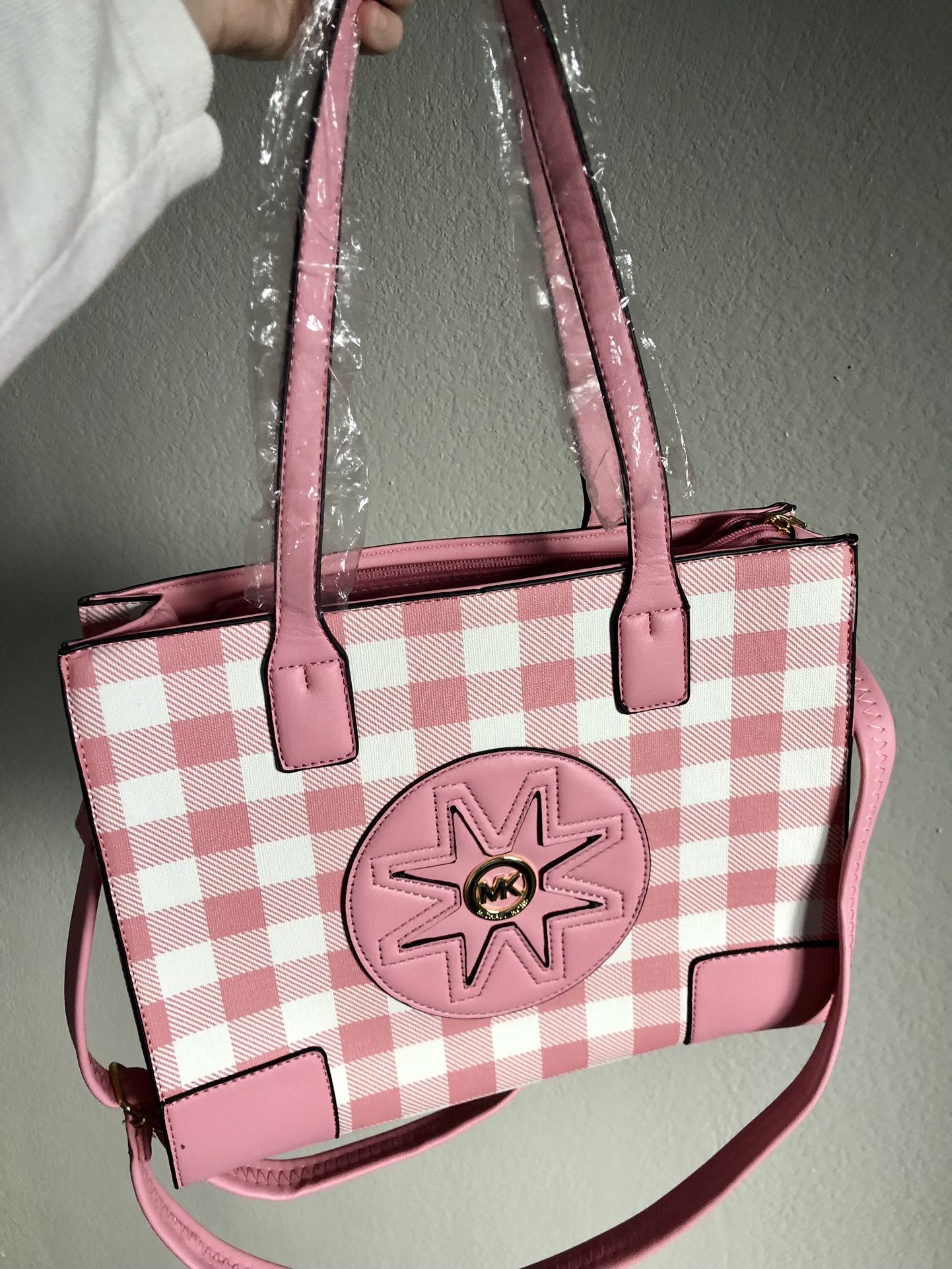 Women’s Pink Purse New