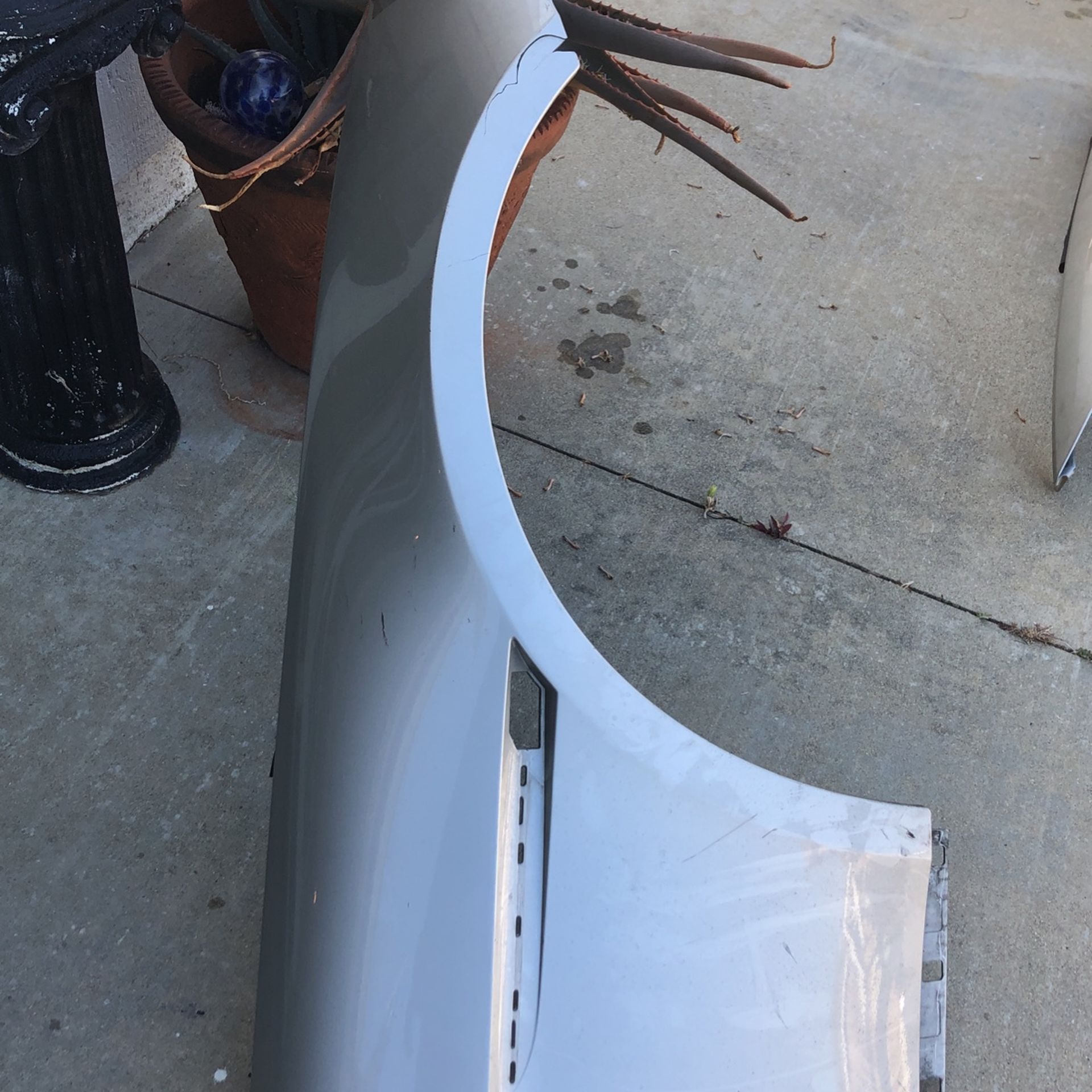 Bmw 645 Right Fender