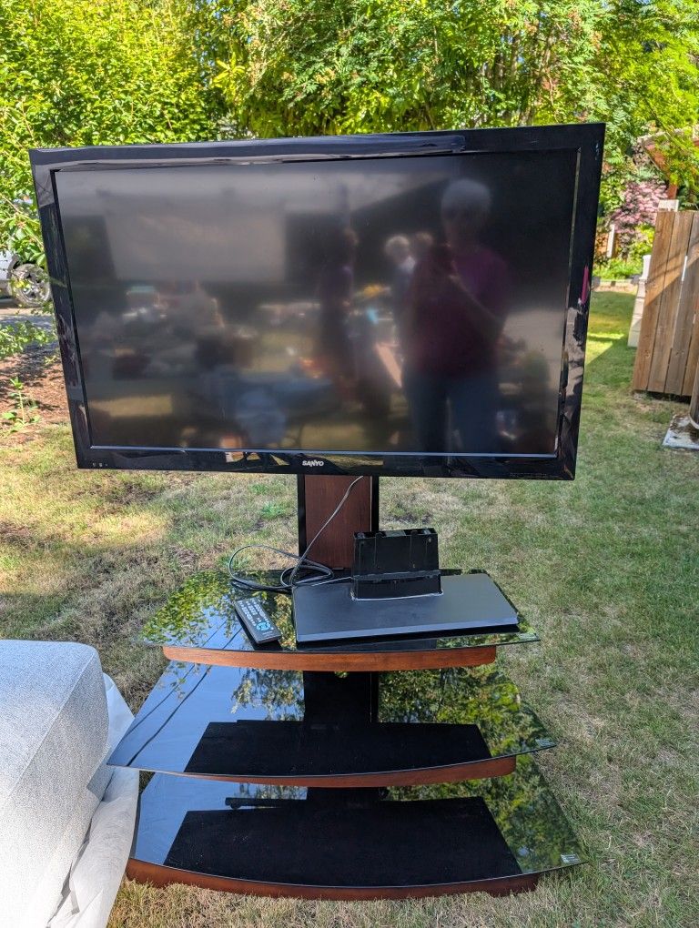 TV 42 Inches With Stand