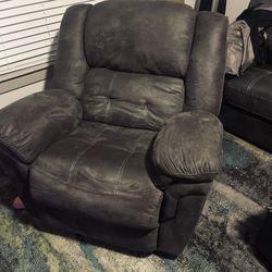 Big And comfy Recliner