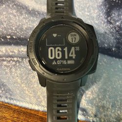 Garmin Instinct (First Edition)