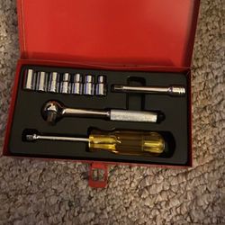 Portable Case And Wrench For Socket