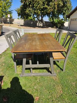 Free table and doll house
