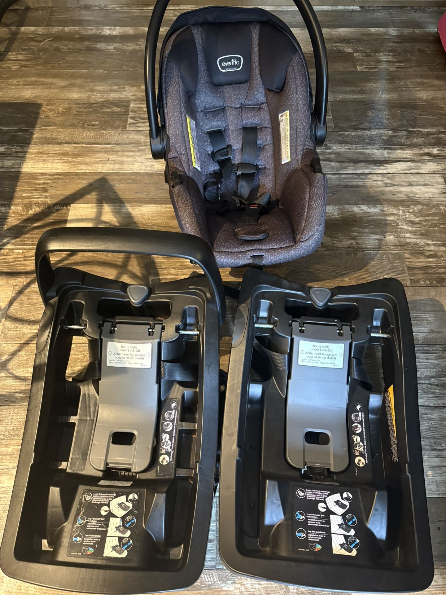 Eve Flo Litemax 30 Car Seat + 2 Bases