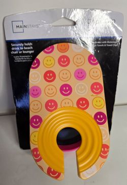 Mainstays Smiley Face Beach Chair Lounge Chair Drink Clip