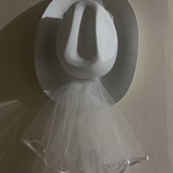 White Bride Hat 