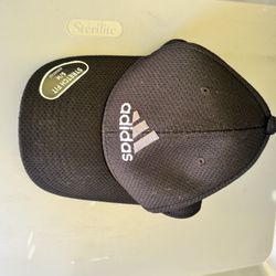 Adidas hat 