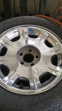 2 Chrysler 300 wheels