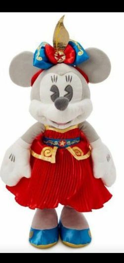 Minnie mouse main attraction