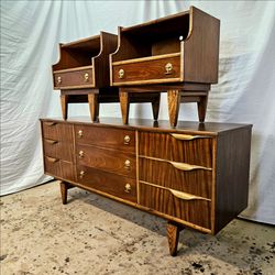 Vintage Mid Century Modern Dresser Set