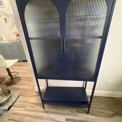 Blue hutch
