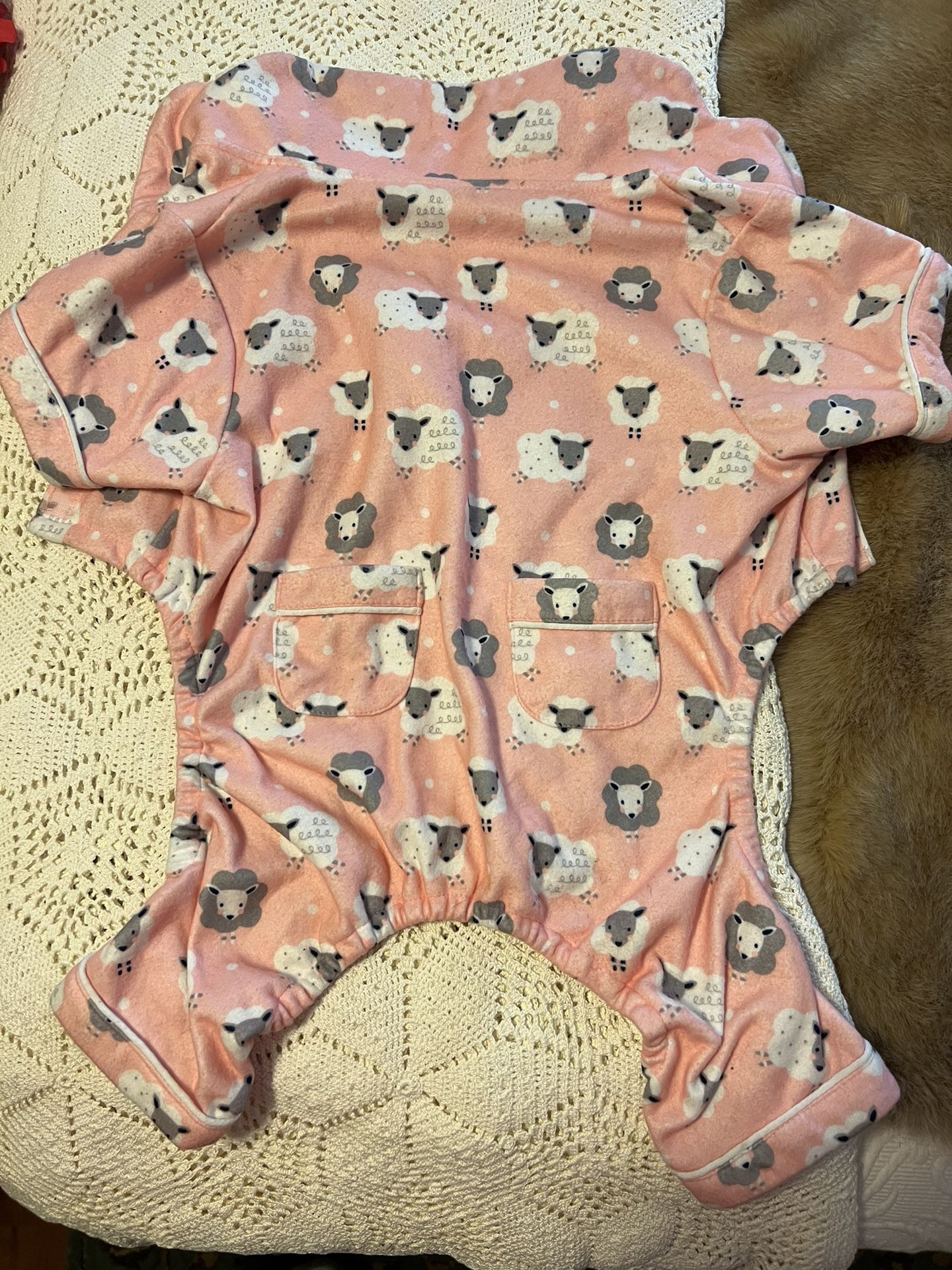 Pup Crew Pet Dog Pajamas LARGE Soft Flannel Pink White And Gray Sheep