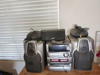 Aiwa CX-NMA945 Home Stereo System with Speakers