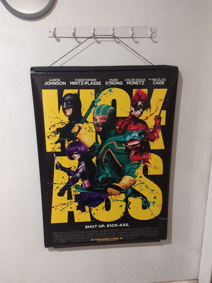 Original Theater D/S Movie Poster. Rolled. (27x40). Kick-Ass Shut Up