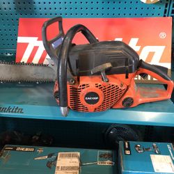 24” MAKITA chainsaw 