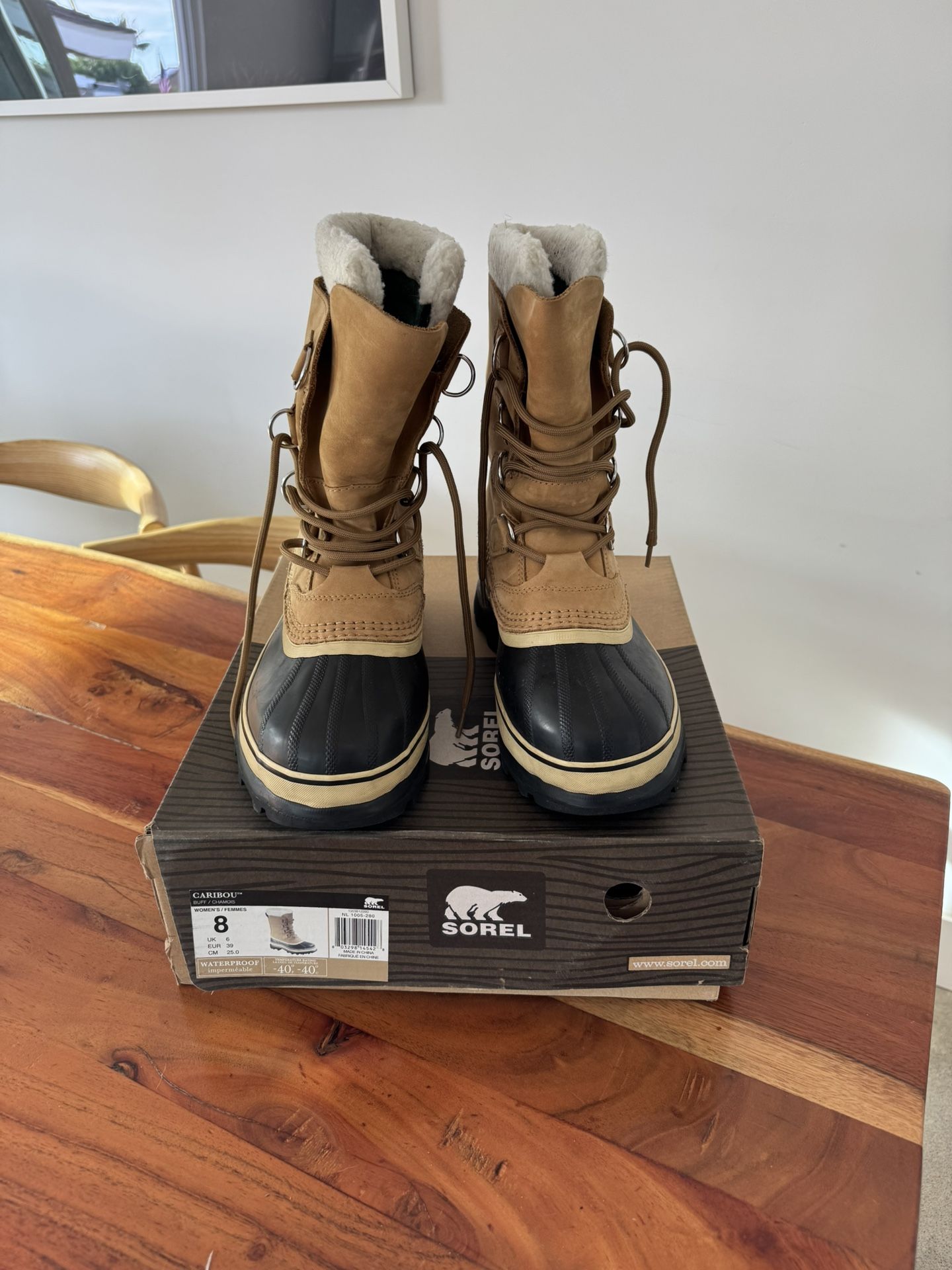 Sorel Women’s Caribou Boot Size 8