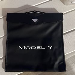 Tesla Model Y Backseat Bag